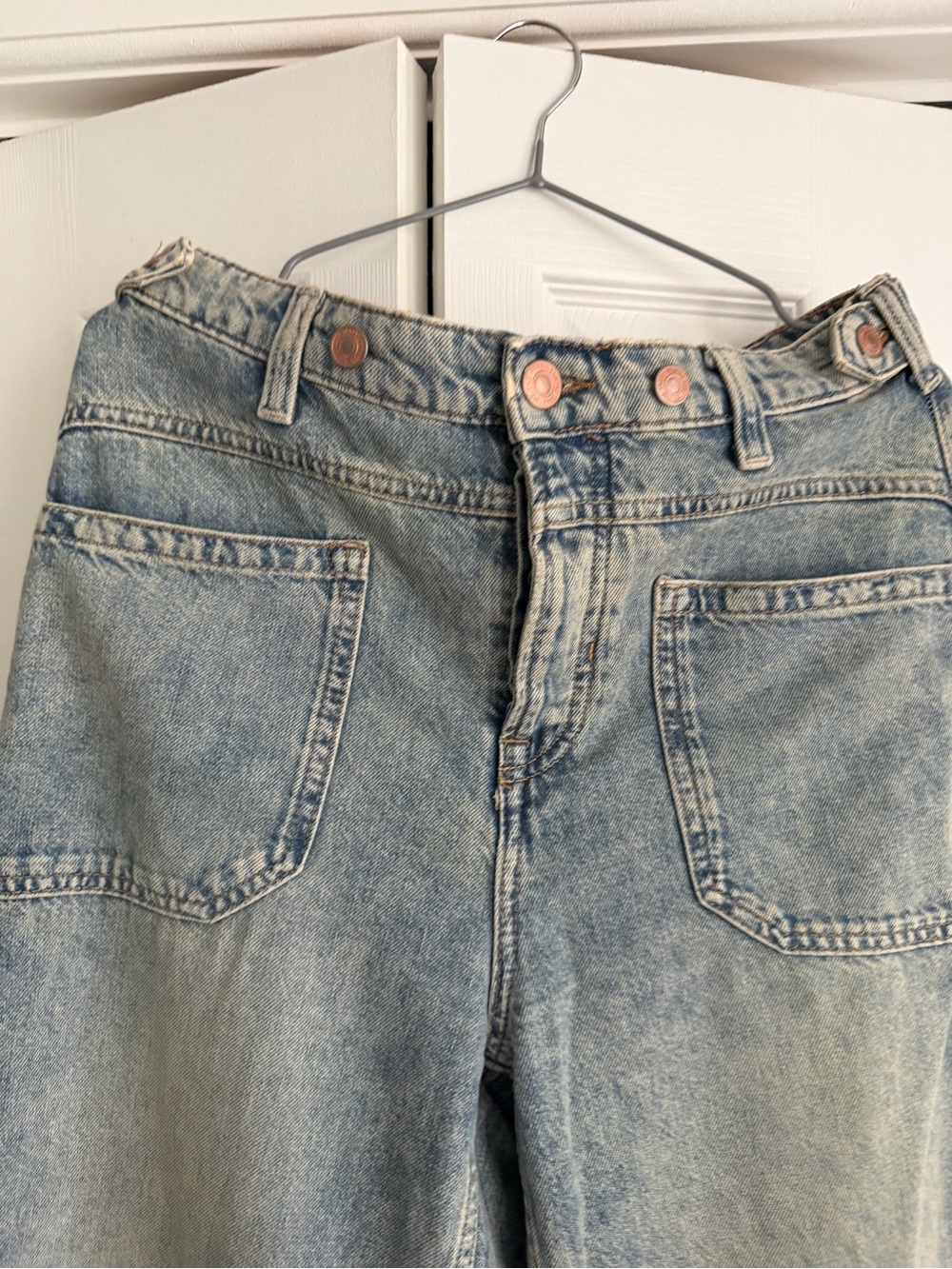 We the Free Palmer Cuffed Baggy Jeans Size 28 - Picture 8 of 8